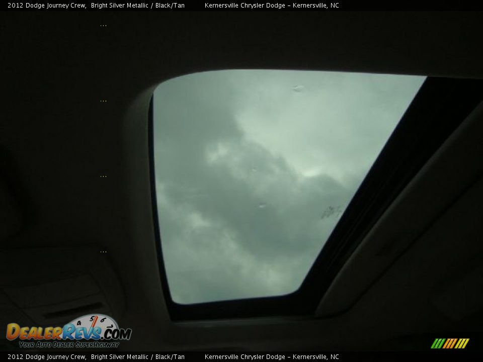 2012 Dodge Journey Crew Bright Silver Metallic / Black/Tan Photo #19