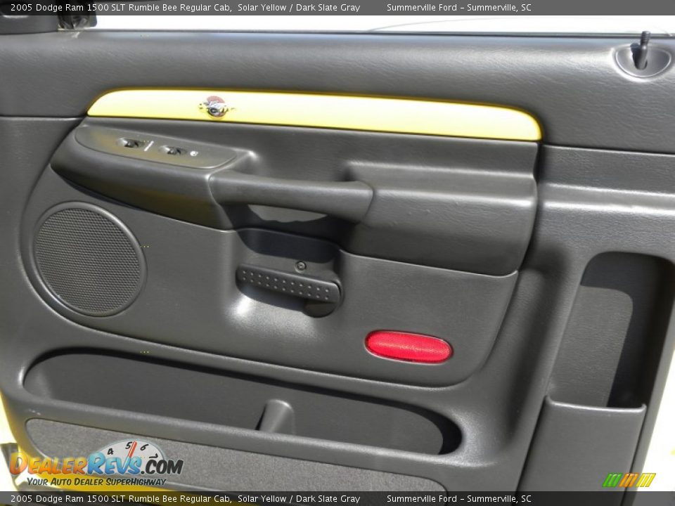 2005 Dodge Ram 1500 SLT Rumble Bee Regular Cab Solar Yellow / Dark Slate Gray Photo #7