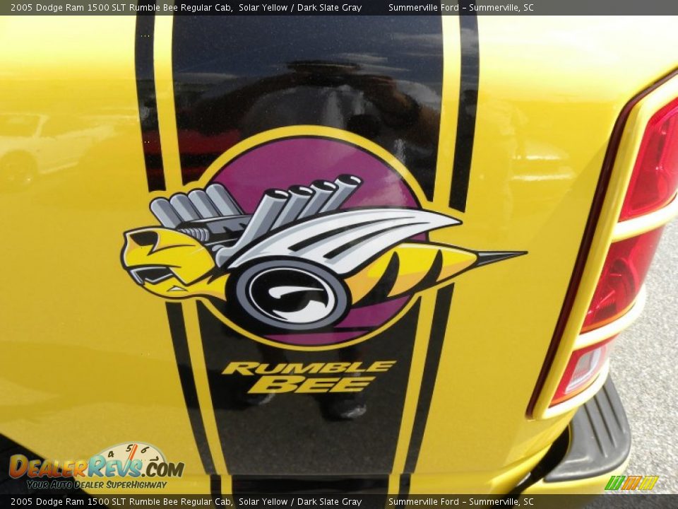 2005 Dodge Ram 1500 SLT Rumble Bee Regular Cab Logo Photo #14