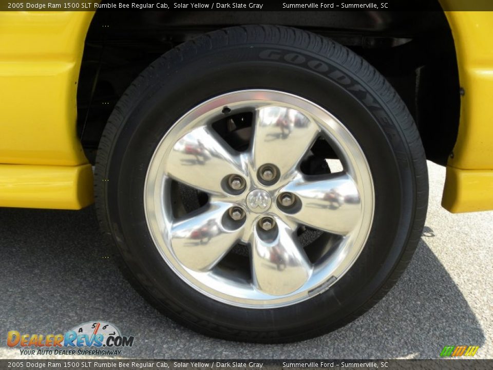 2005 Dodge Ram 1500 SLT Rumble Bee Regular Cab Wheel Photo #15