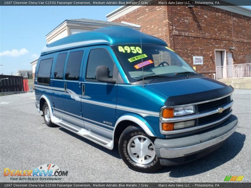 Front 3/4 View of 1997 Chevrolet Chevy Van G1500 Passenger Conversion Photo #2