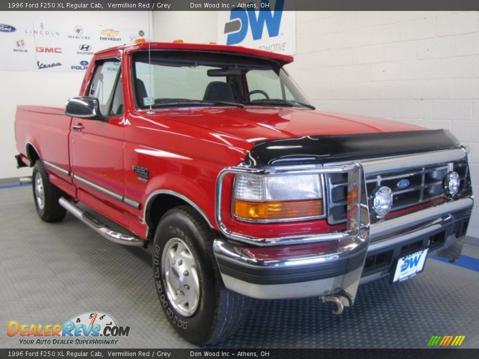 1996 Ford F250 XL Regular Cab Vermillion Red / Grey Photo #1