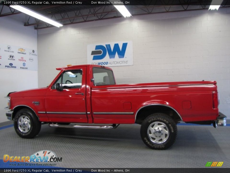 1996 Ford F250 XL Regular Cab Vermillion Red / Grey Photo #6