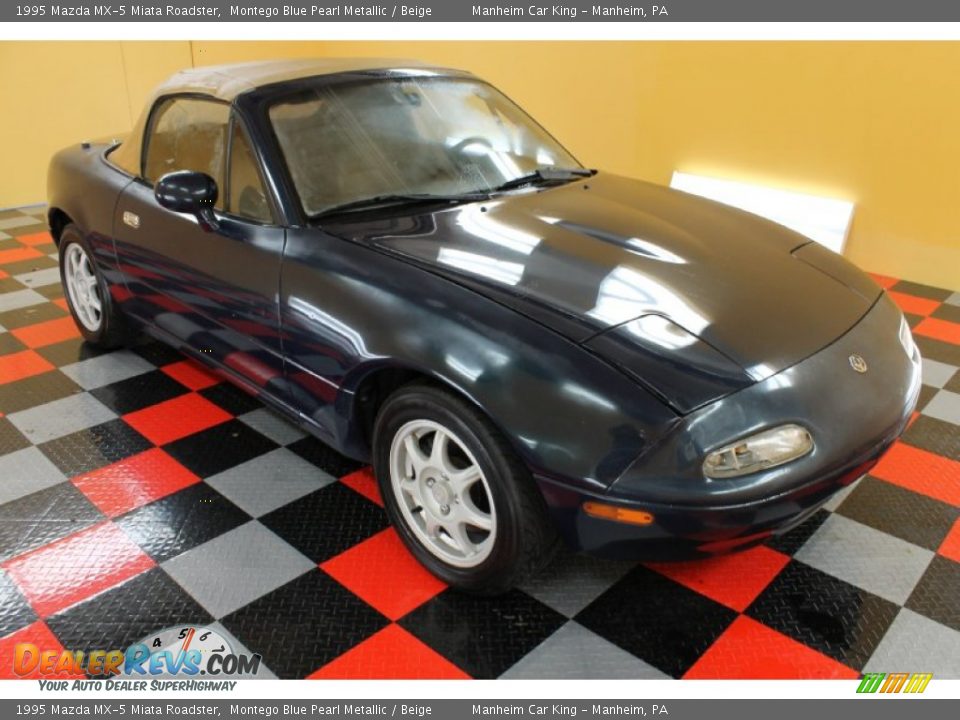 1995 Mazda MX-5 Miata Roadster Montego Blue Pearl Metallic / Beige Photo #1