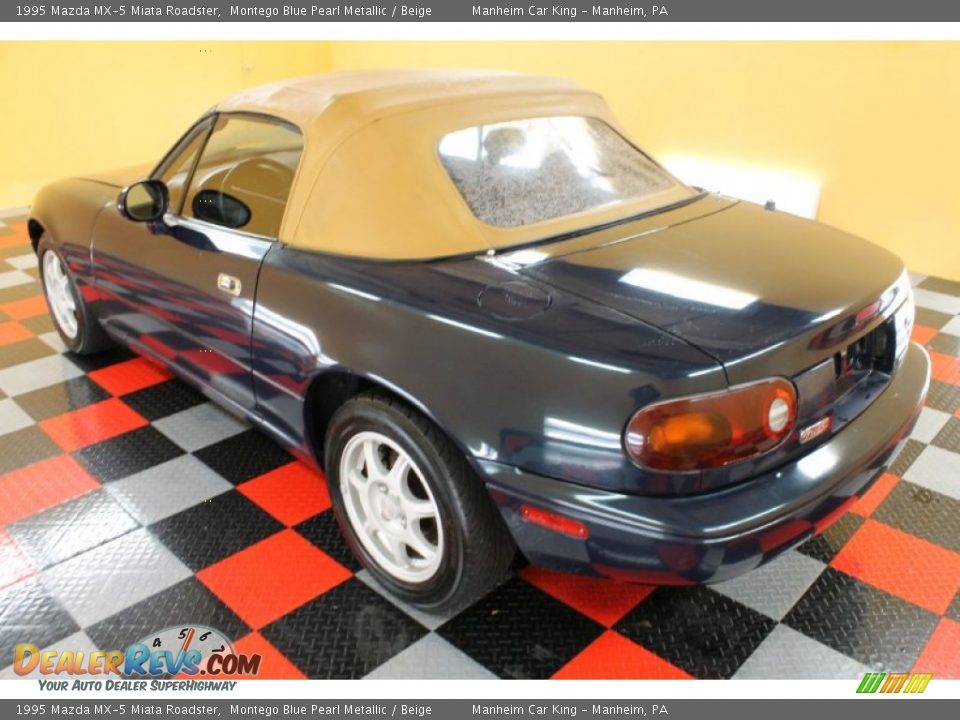 1995 Mazda MX-5 Miata Roadster Montego Blue Pearl Metallic / Beige Photo #3