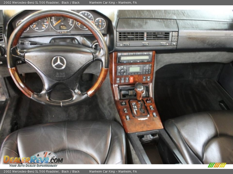 Dashboard of 2002 Mercedes-Benz SL 500 Roadster Photo #6