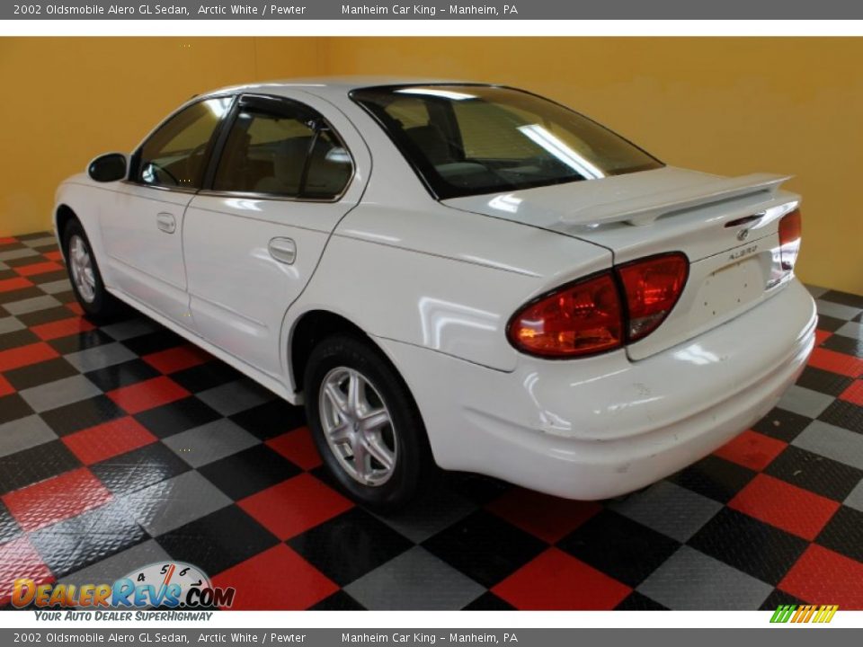2002 Oldsmobile Alero GL Sedan Arctic White / Pewter Photo #3