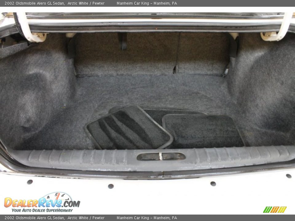 2002 Oldsmobile Alero GL Sedan Arctic White / Pewter Photo #12