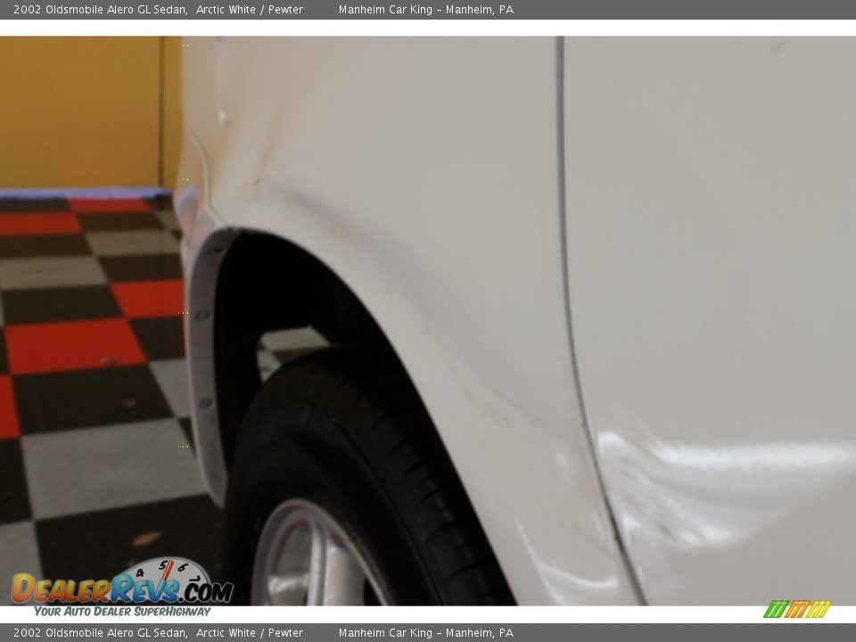 2002 Oldsmobile Alero GL Sedan Arctic White / Pewter Photo #24