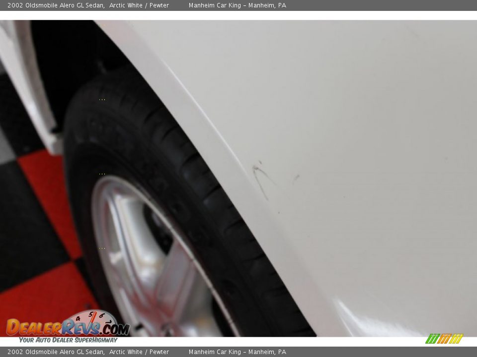2002 Oldsmobile Alero GL Sedan Arctic White / Pewter Photo #26