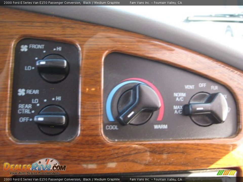 Controls of 2000 Ford E Series Van E150 Passenger Conversion Photo #15