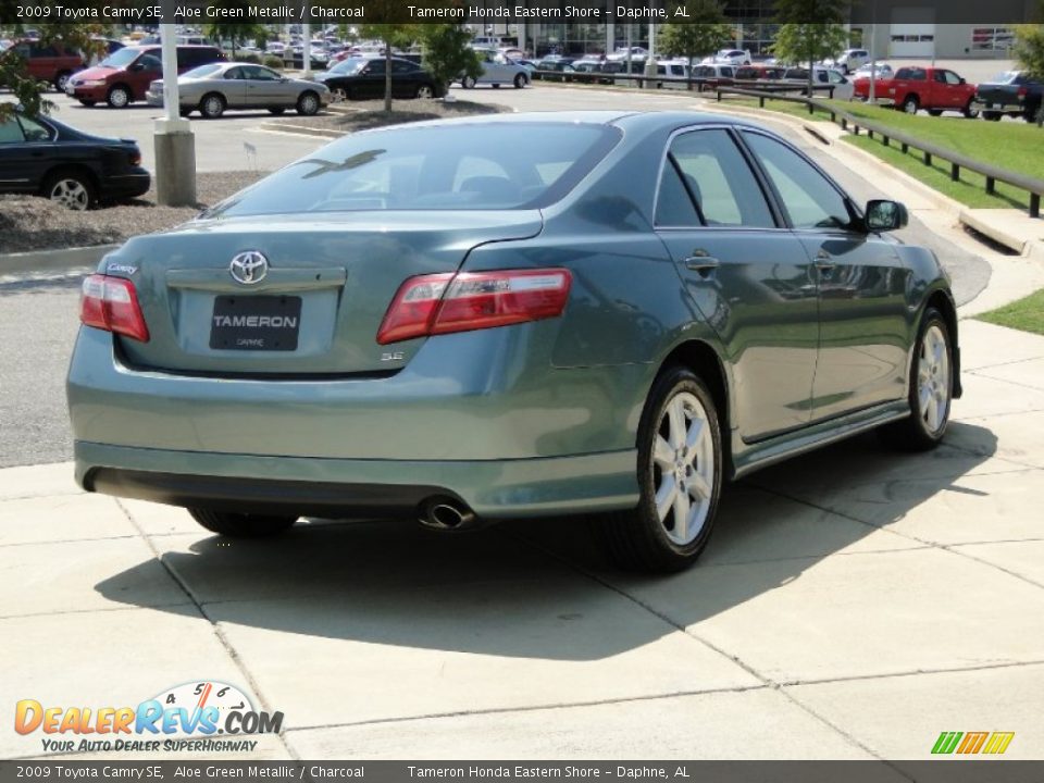 2009 Toyota Camry SE Aloe Green Metallic / Charcoal Photo #5