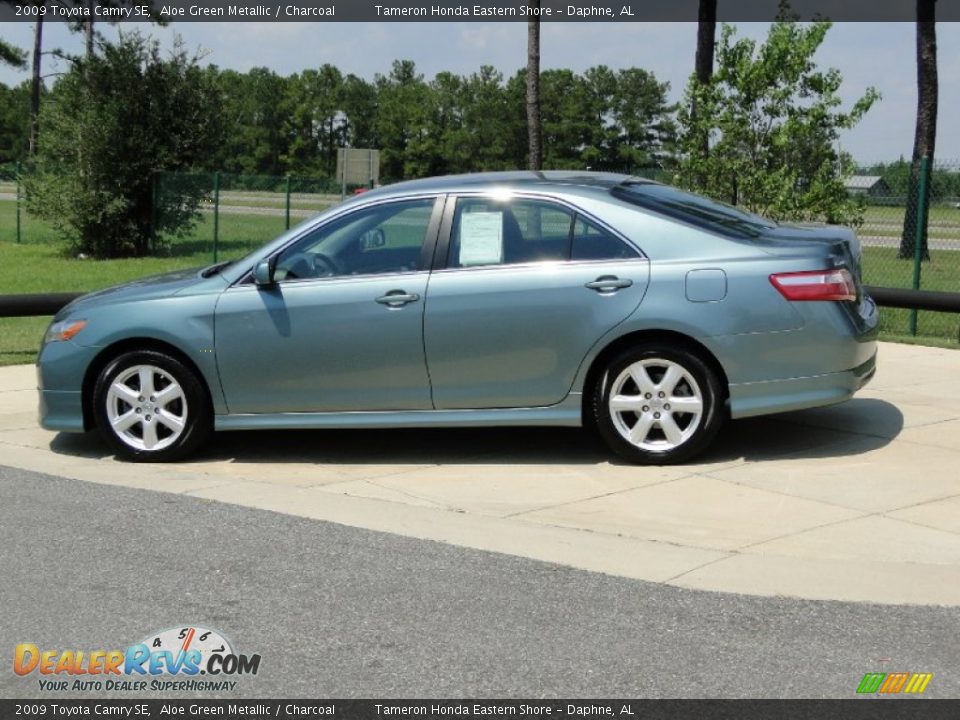 2009 Toyota Camry SE Aloe Green Metallic / Charcoal Photo #7