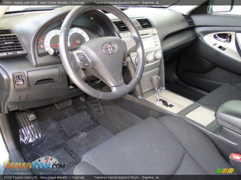 2009 Toyota Camry SE Aloe Green Metallic / Charcoal Photo #11