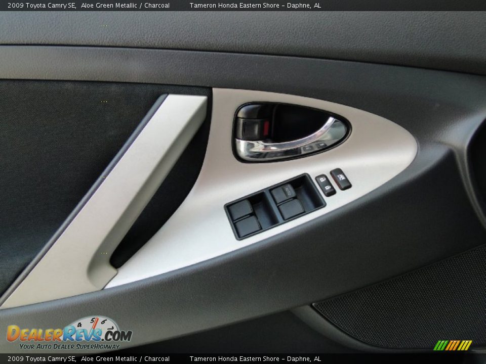 2009 Toyota Camry SE Aloe Green Metallic / Charcoal Photo #14