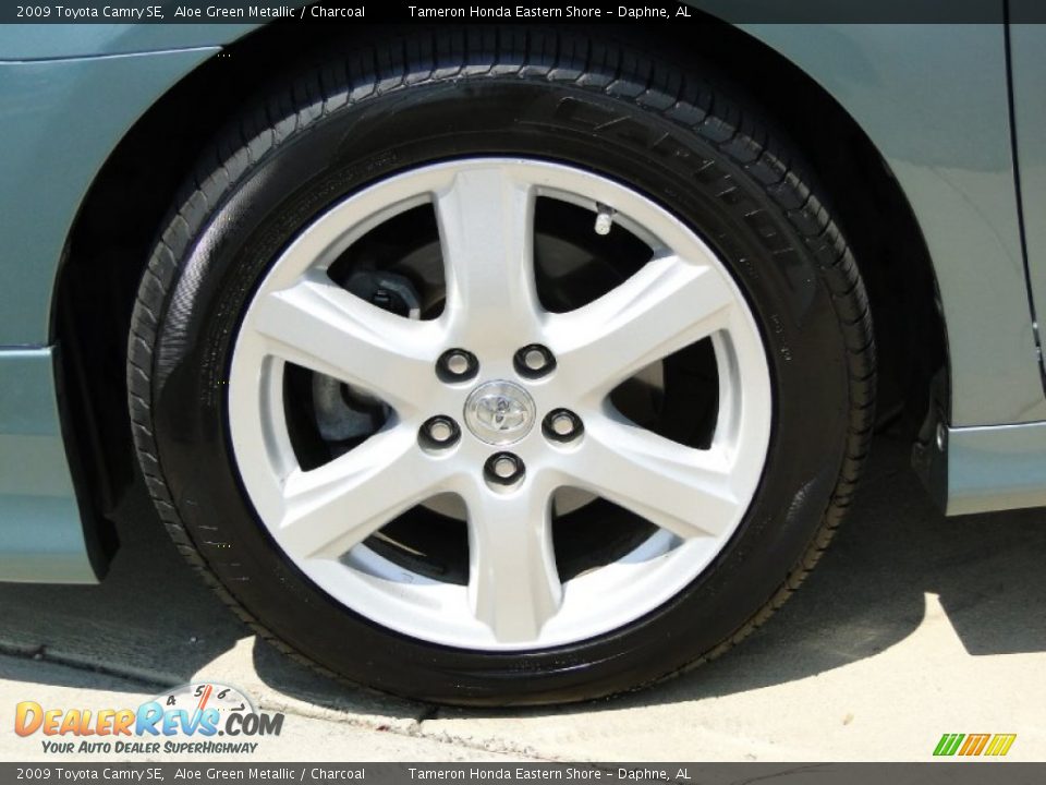 2009 Toyota Camry SE Aloe Green Metallic / Charcoal Photo #33