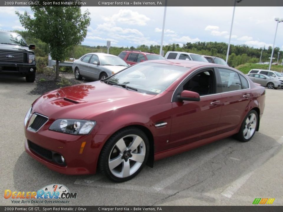 Front 3/4 View of 2009 Pontiac G8 GT Photo #5