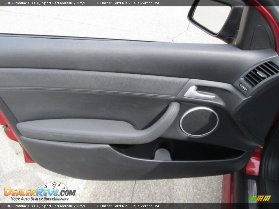 Door Panel of 2009 Pontiac G8 GT Photo #13