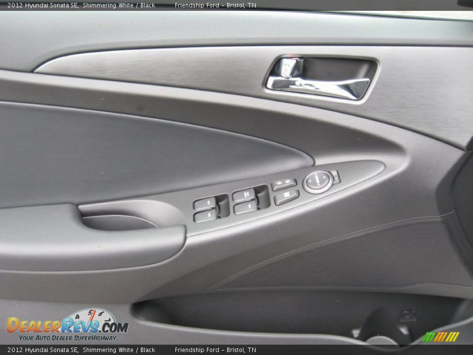 Door Panel of 2012 Hyundai Sonata SE Photo #15