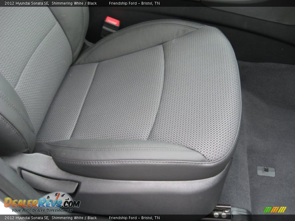 2012 Hyundai Sonata SE Shimmering White / Black Photo #20