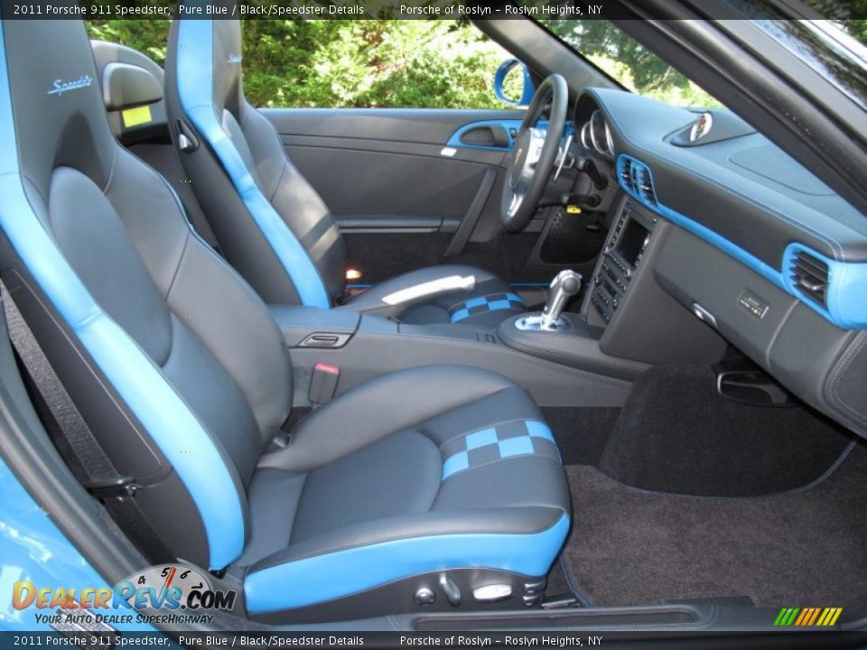 Black/Speedster Details Interior - 2011 Porsche 911 Speedster Photo #17