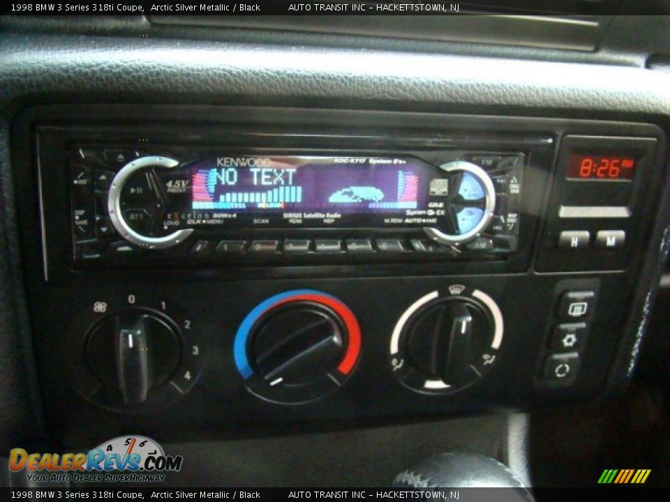 Audio System of 1998 BMW 3 Series 318ti Coupe Photo #12
