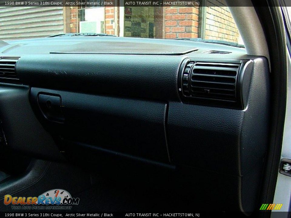 1998 BMW 3 Series 318ti Coupe Arctic Silver Metallic / Black Photo #22