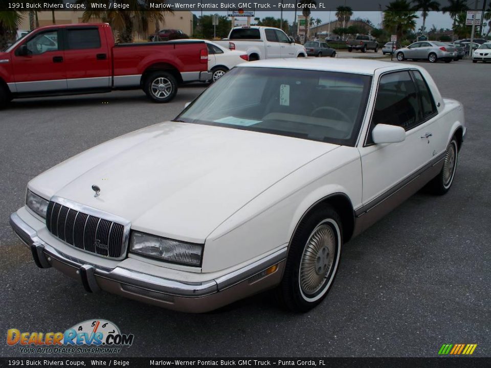 1991 Buick Riviera Coupe White / Beige Photo #2