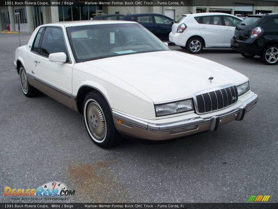 1991 Buick Riviera Coupe White / Beige Photo #4