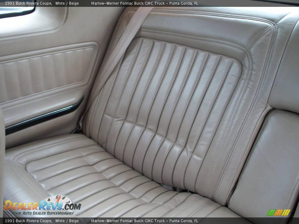 1991 Buick Riviera Coupe White / Beige Photo #12