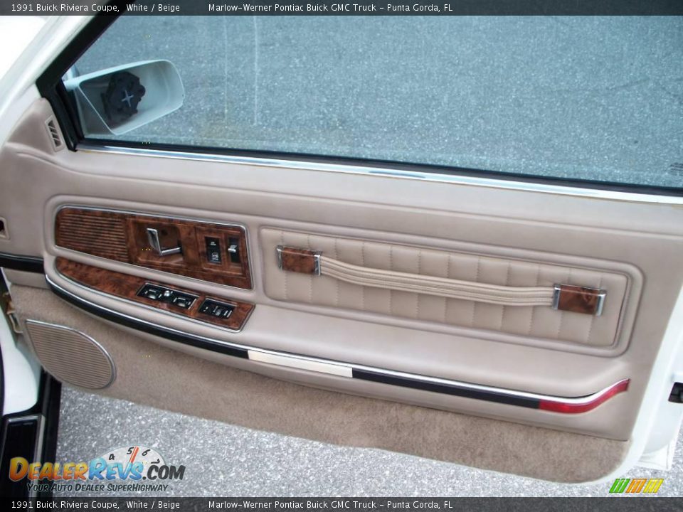 1991 Buick Riviera Coupe White / Beige Photo #14
