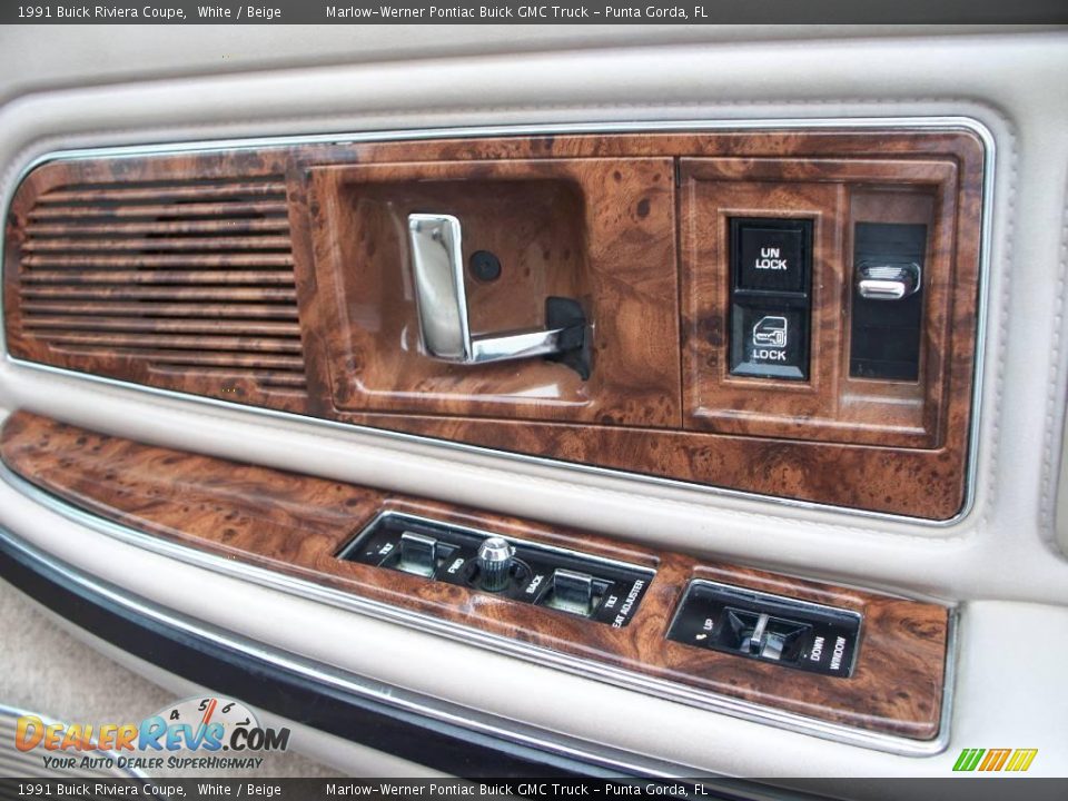 1991 Buick Riviera Coupe White / Beige Photo #15