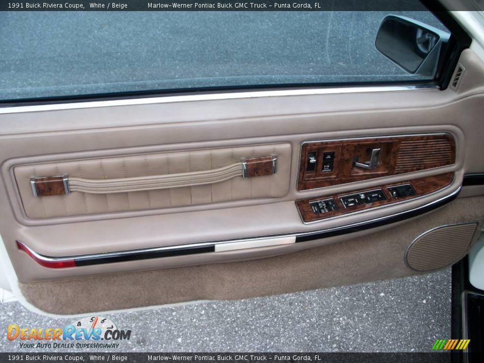 1991 Buick Riviera Coupe White / Beige Photo #17