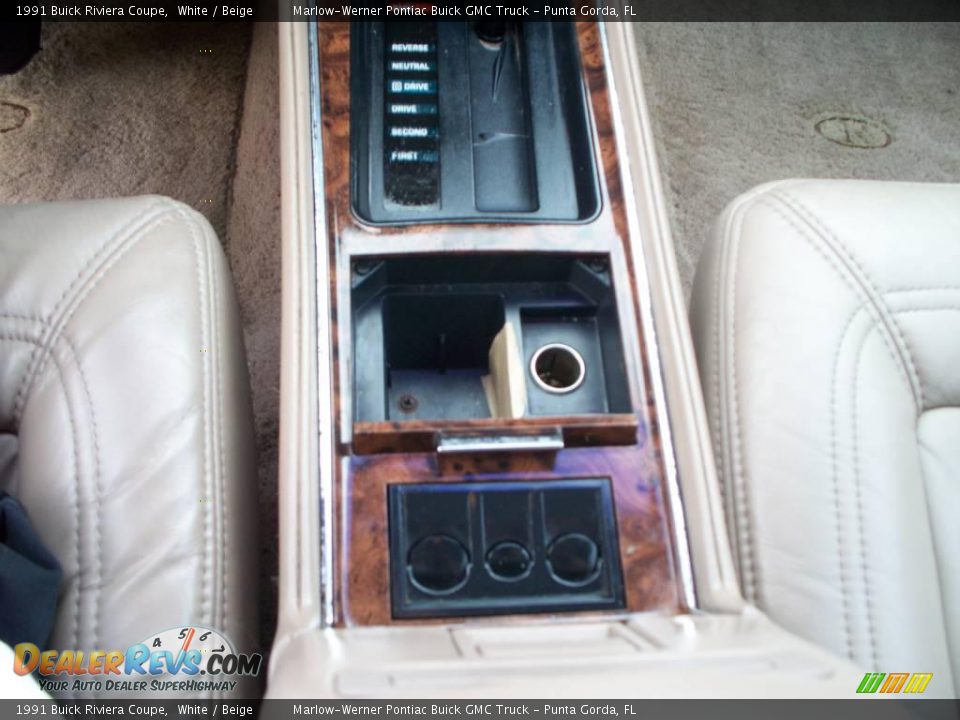 1991 Buick Riviera Coupe White / Beige Photo #30