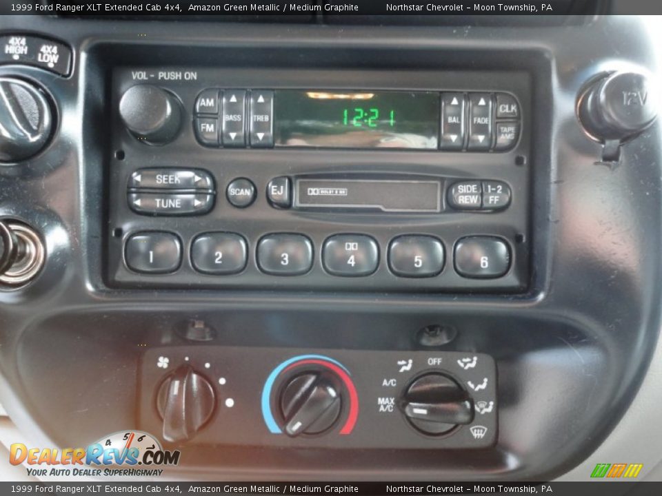 Audio System of 1999 Ford Ranger XLT Extended Cab 4x4 Photo #13