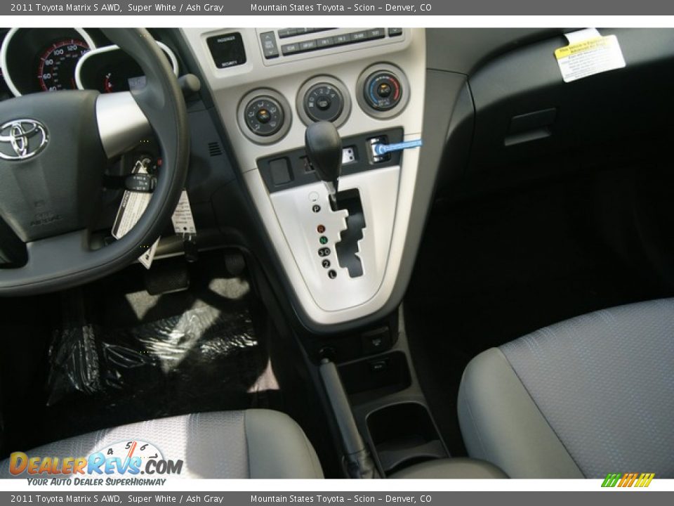 2011 Toyota Matrix S AWD Shifter Photo #13