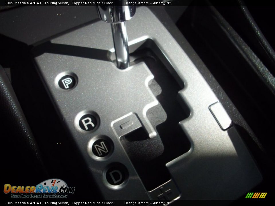 2009 Mazda MAZDA3 i Touring Sedan Copper Red Mica / Black Photo #17