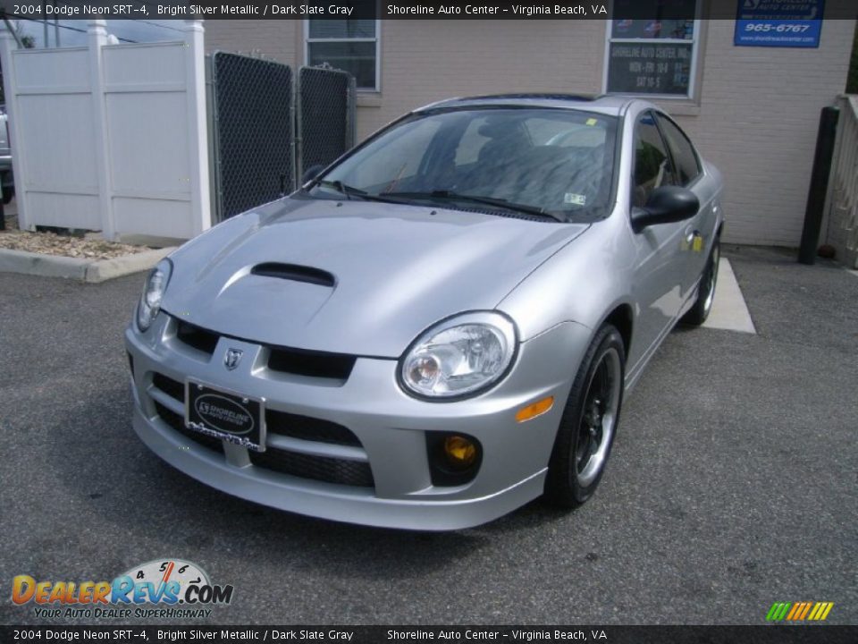 Front 3/4 View of 2004 Dodge Neon SRT-4 Photo #1