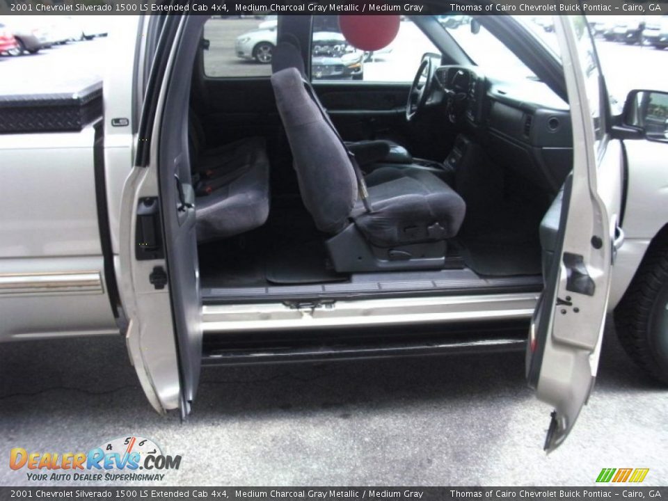 2001 Chevrolet Silverado 1500 LS Extended Cab 4x4 Medium Charcoal Gray Metallic / Medium Gray Photo #8