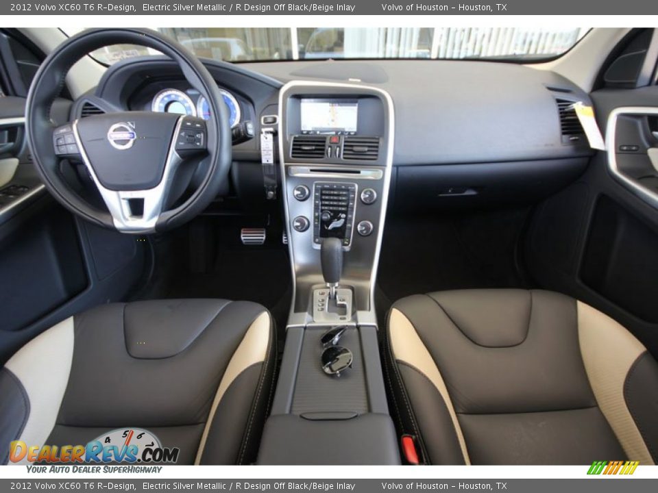 Dashboard of 2012 Volvo XC60 T6 R-Design Photo #19