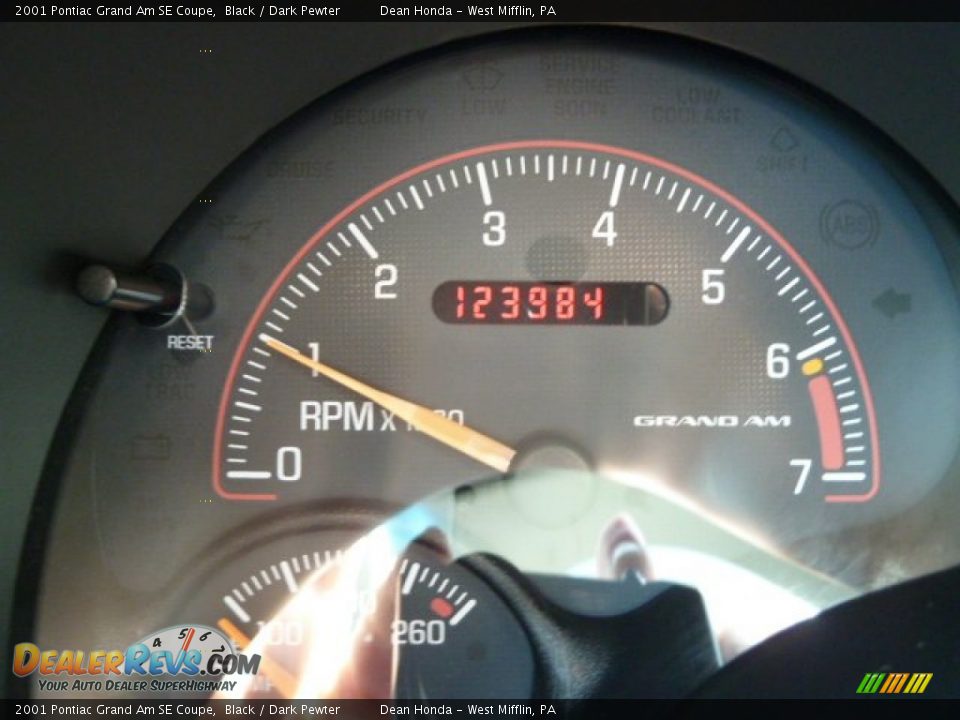 2001 Pontiac Grand Am SE Coupe Black / Dark Pewter Photo #20