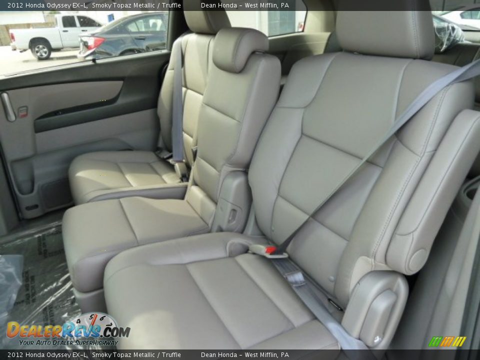 Truffle Interior - 2012 Honda Odyssey EX-L Photo #11