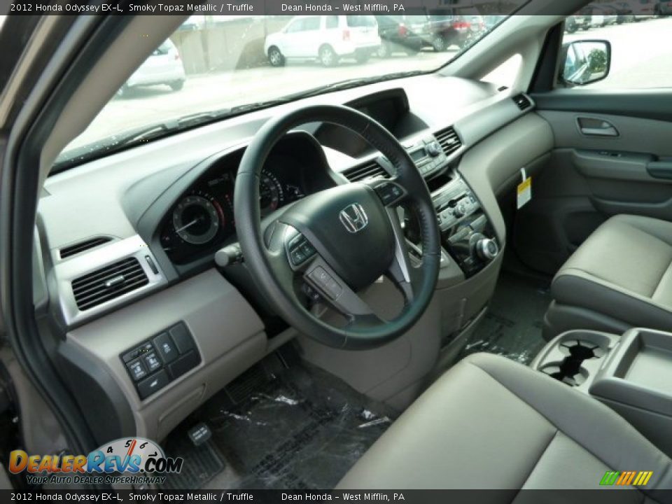 Truffle Interior - 2012 Honda Odyssey EX-L Photo #16
