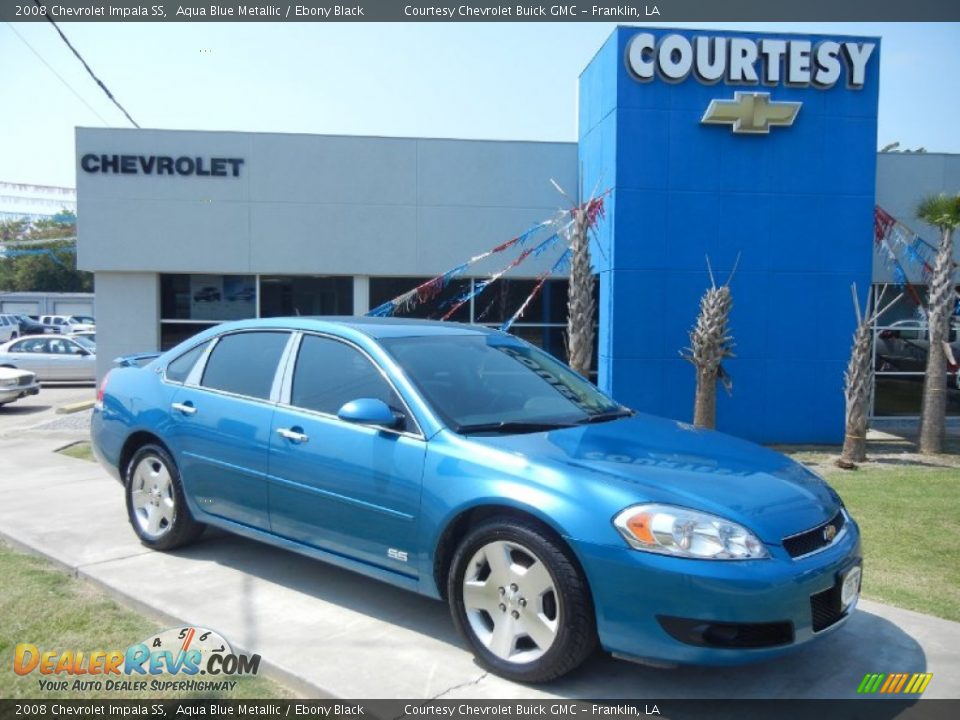 Front 3/4 View of 2008 Chevrolet Impala SS Photo #1