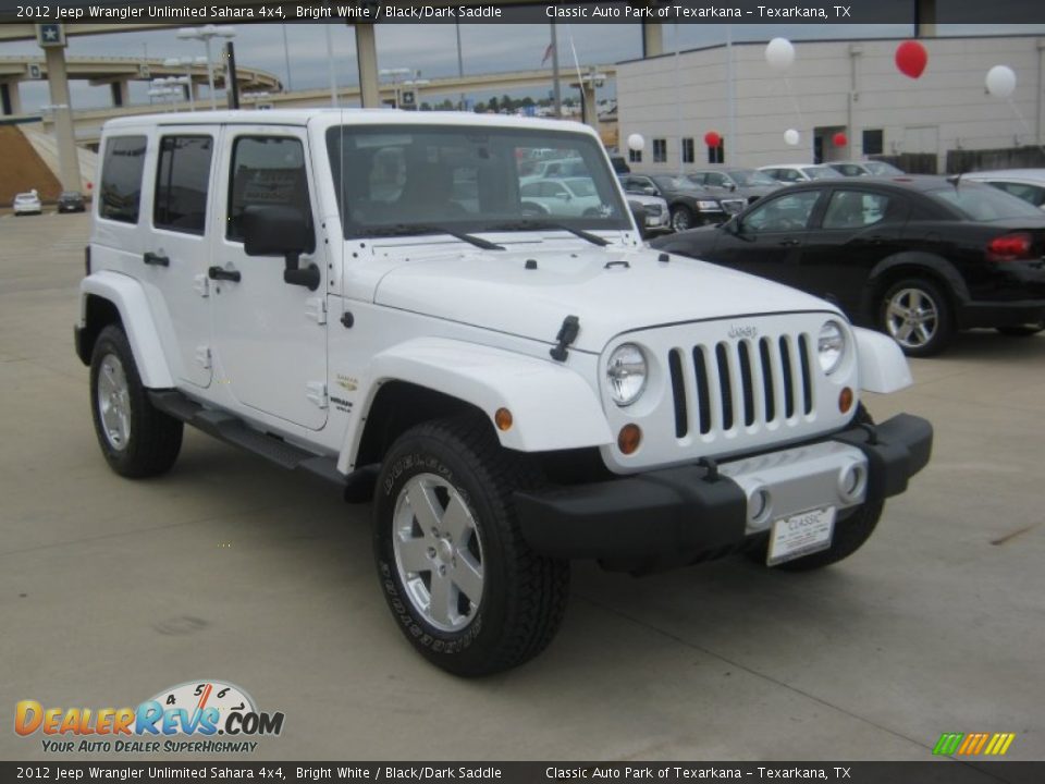 2012 Jeep Wrangler Unlimited Sahara 4x4 Bright White / Black/Dark Saddle Photo #7