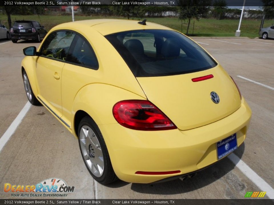 2012 Volkswagen Beetle 2.5L Saturn Yellow / Titan Black Photo #5