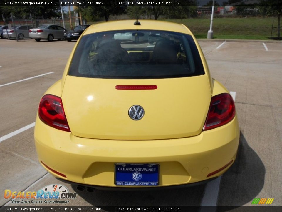 2012 Volkswagen Beetle 2.5L Saturn Yellow / Titan Black Photo #6