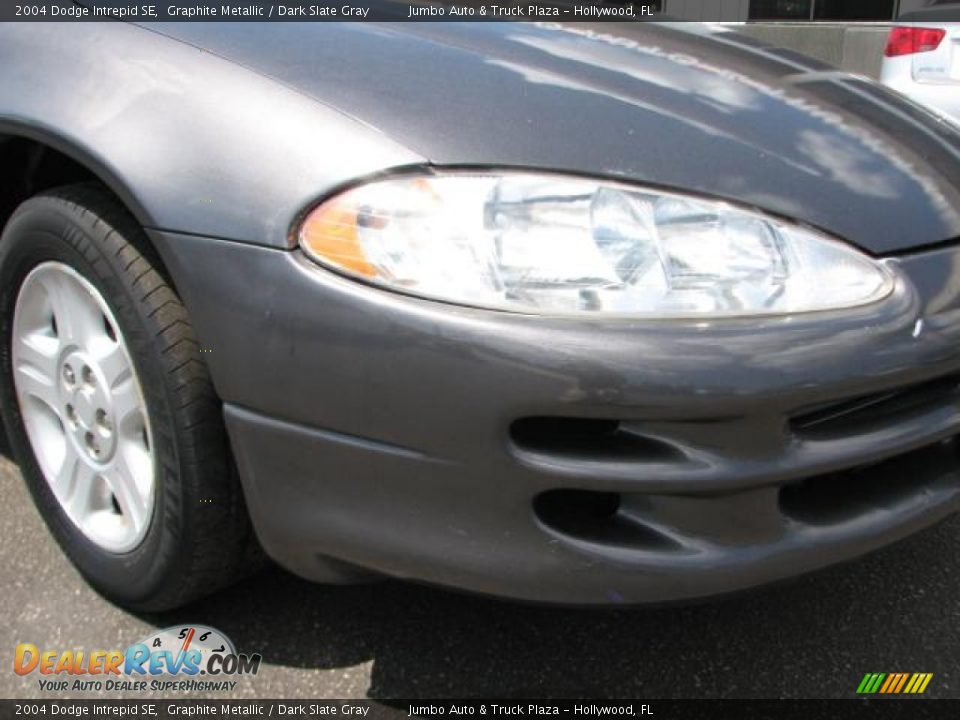 2004 Dodge Intrepid SE Graphite Metallic / Dark Slate Gray Photo #2