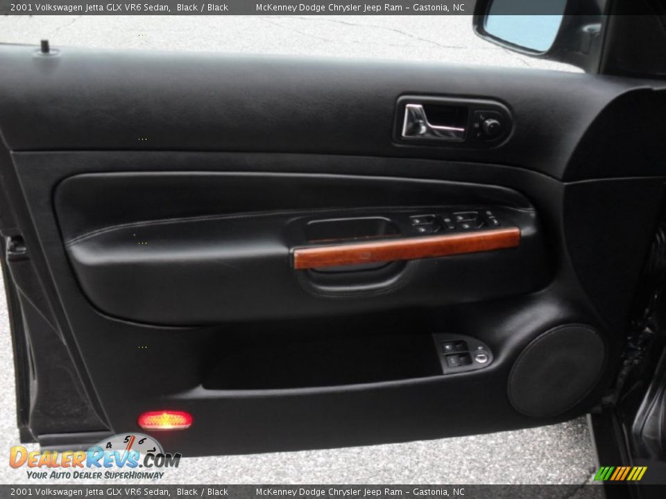 2001 Volkswagen Jetta GLX VR6 Sedan Black / Black Photo #9