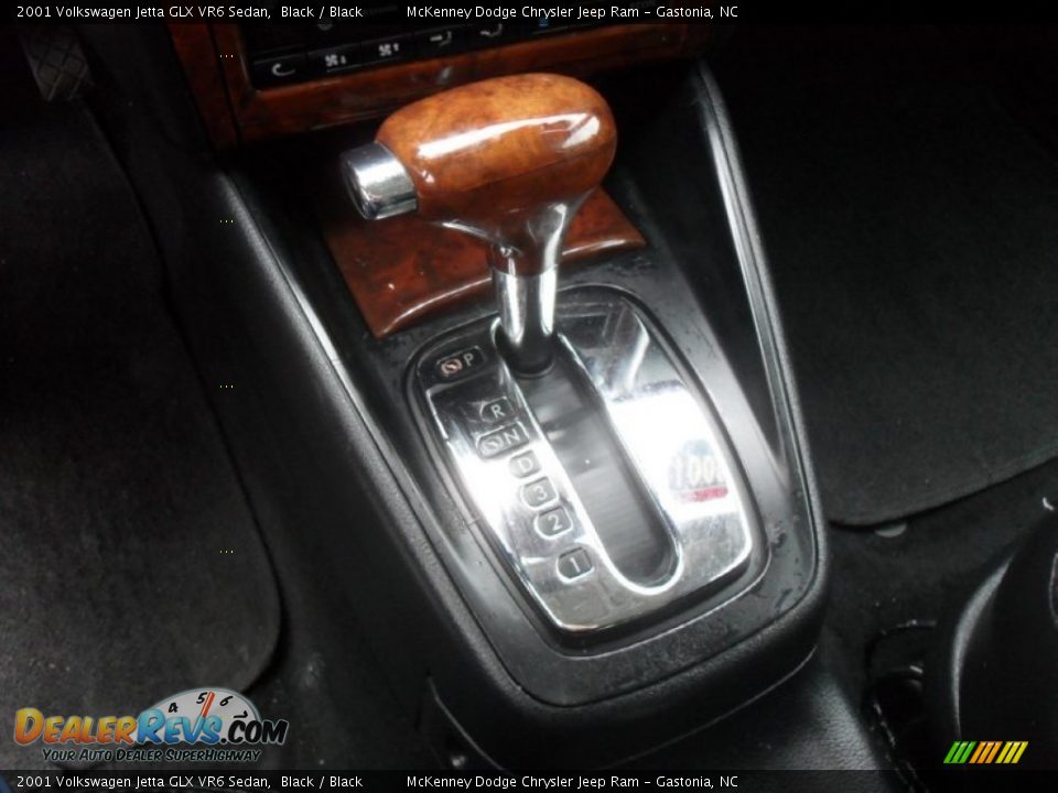 2001 Volkswagen Jetta GLX VR6 Sedan Black / Black Photo #11